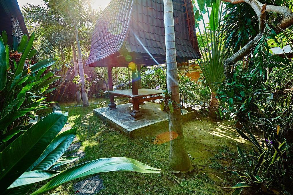 Matra Bali Guesthouse Canggu Esterno foto
