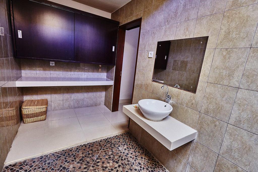 Matra Bali Guesthouse Canggu Esterno foto